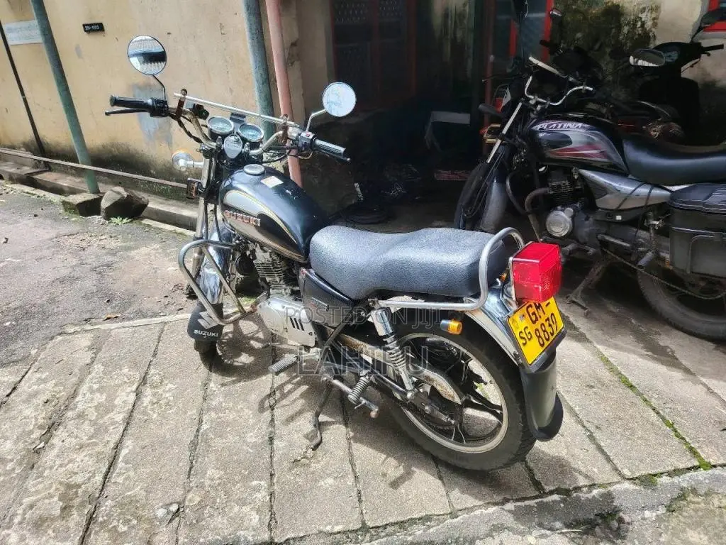 Suzuki GN-125 JAPAN 1999 Motorbike (Used)