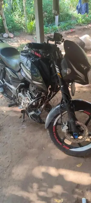 Bajaj Pulsar 150 2017 Motorbike (Used)