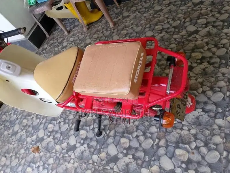 Honda MD 90 2006 Motorbike (Used)