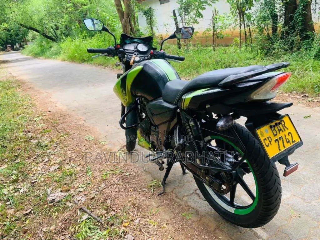 TVS Apache 2013 Motorbike (Used)