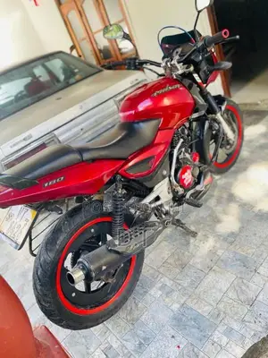 Bajaj Pulsar 180 2010 Motorbike (Used)