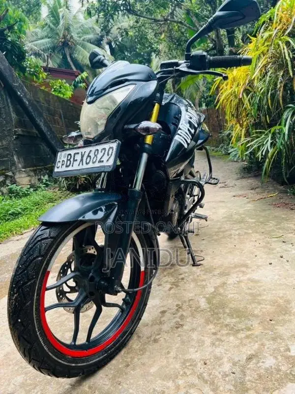 Bajaj NS150 2017 Motorbike (Used)