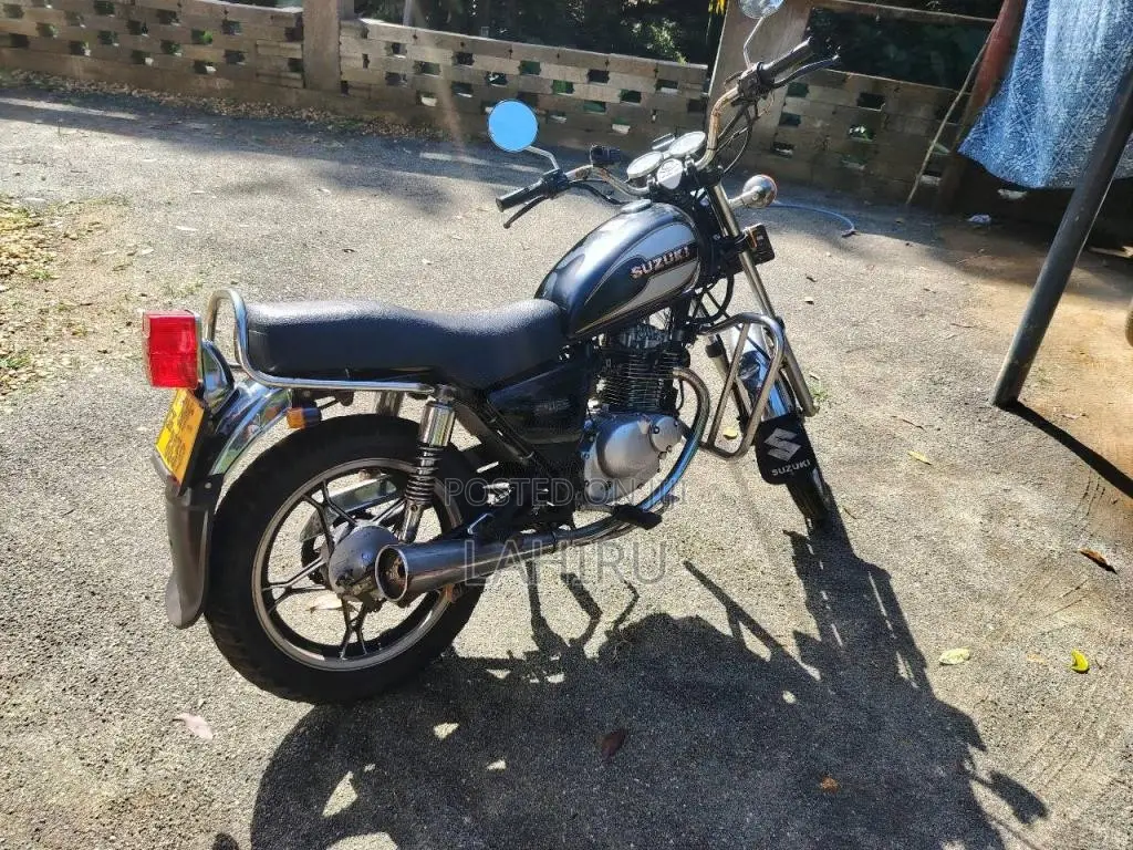 Suzuki GN-125 JAPAN 1999 Motorbike (Used)