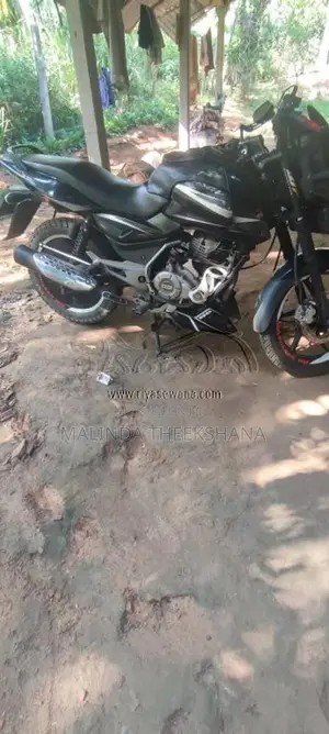 Bajaj Pulsar 150 2017 Motorbike (Used)