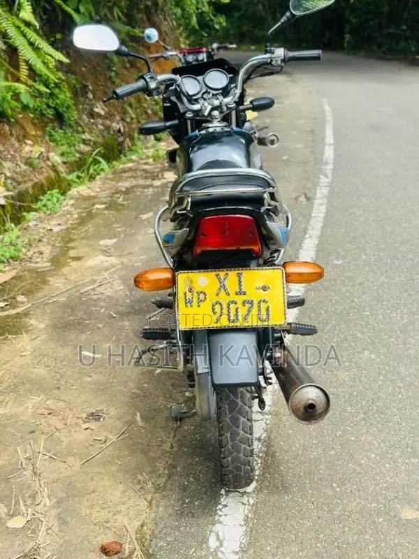 Bajaj CT-100 2012 Motorbike (Used)