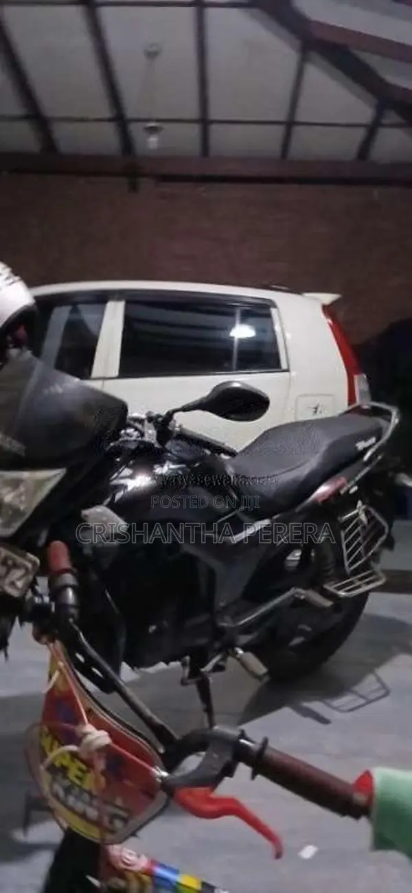 Hero-Honda Hunk 2008 Motorbike (Used)