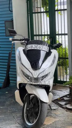 Honda Pcx Angel Light 150cc 2020 Motorbike (Used)