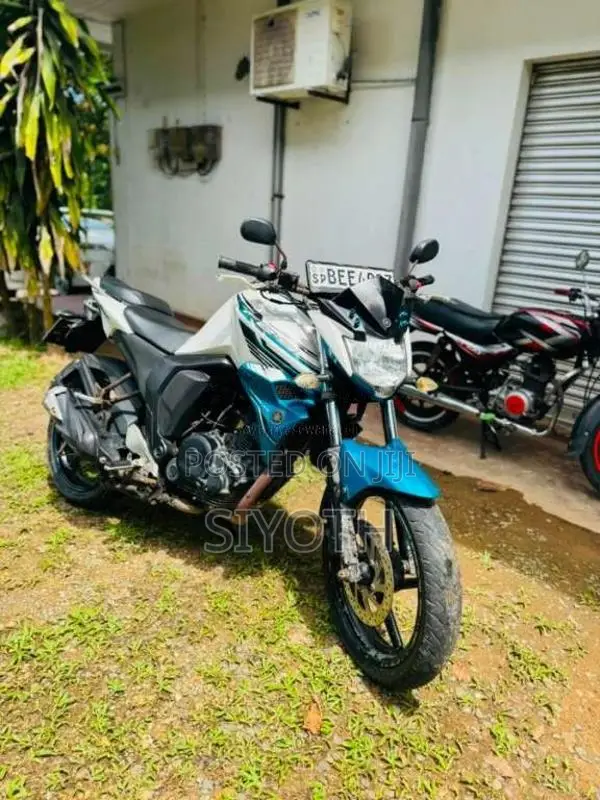 Yamaha FZ-S Version 2.0 2016 Motorbike (Used)
