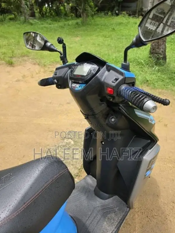 TVS Ntorq Race Edition 2024 Motorbike (Used)