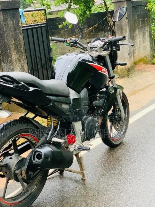 Yamaha FZ-16 2010 Motorbike (Used)