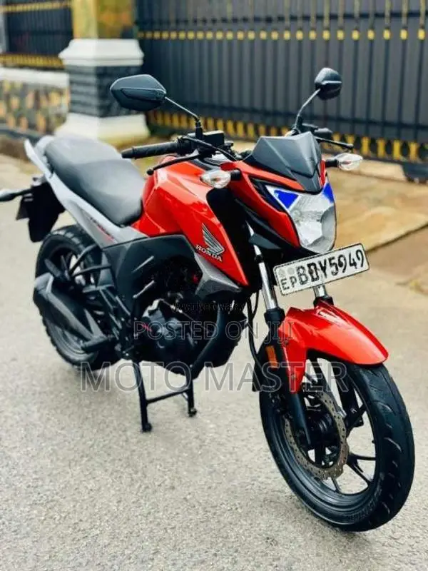 Honda Cb Hornet 2016 Motorbike (Used)
