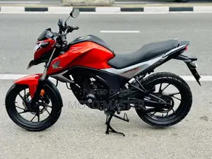 Honda Cb Hornet 2016 Motorbike (Used)