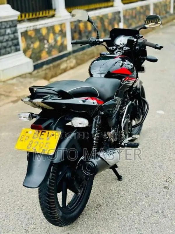 Bajaj Pulsar 150 2017 Motorbike (Used)
