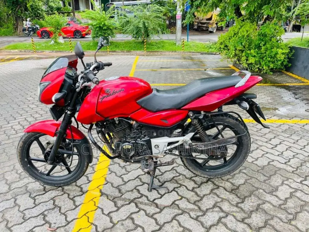 Bajaj Pulsar 2010 Motorbike (Used)