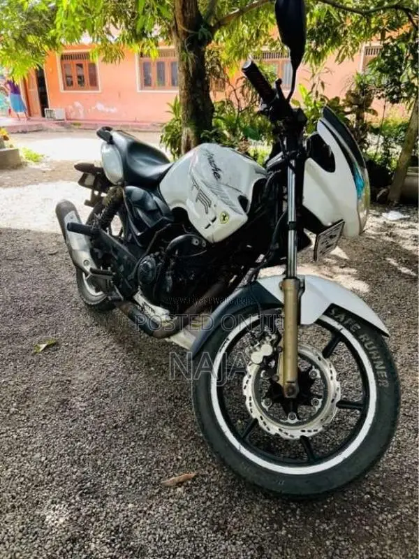 TVS Apache 2011 Motorbike (Used)