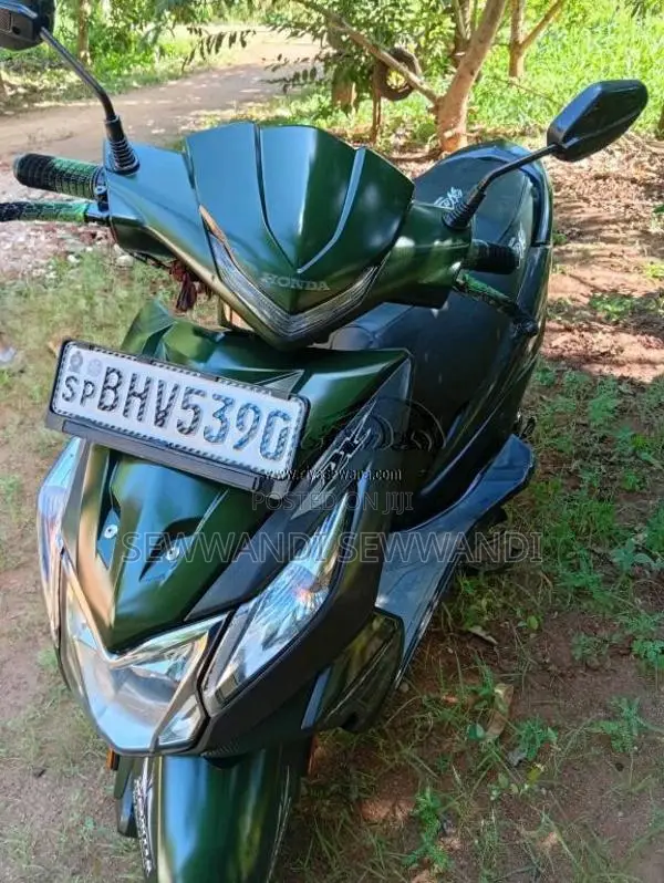 Honda Dio 2019 Motorbike (Used)