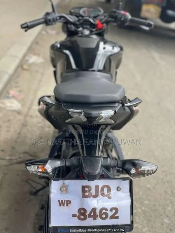 Bajaj Pulsar N160 2025 Motorbike (Used)
