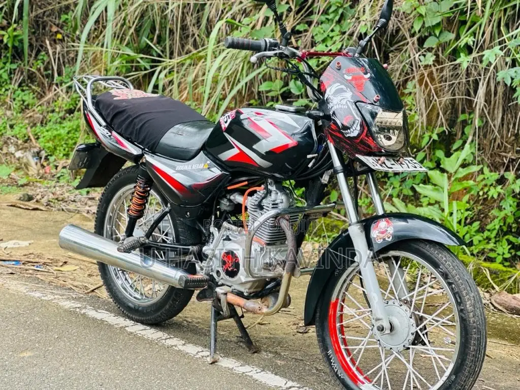 Bajaj CT-100 2011 Motorbike (Used)