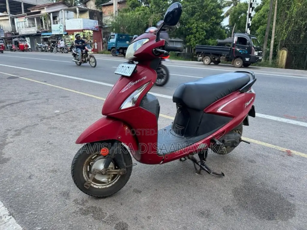 Hero Pleasure 2014 Motorbike (Used)
