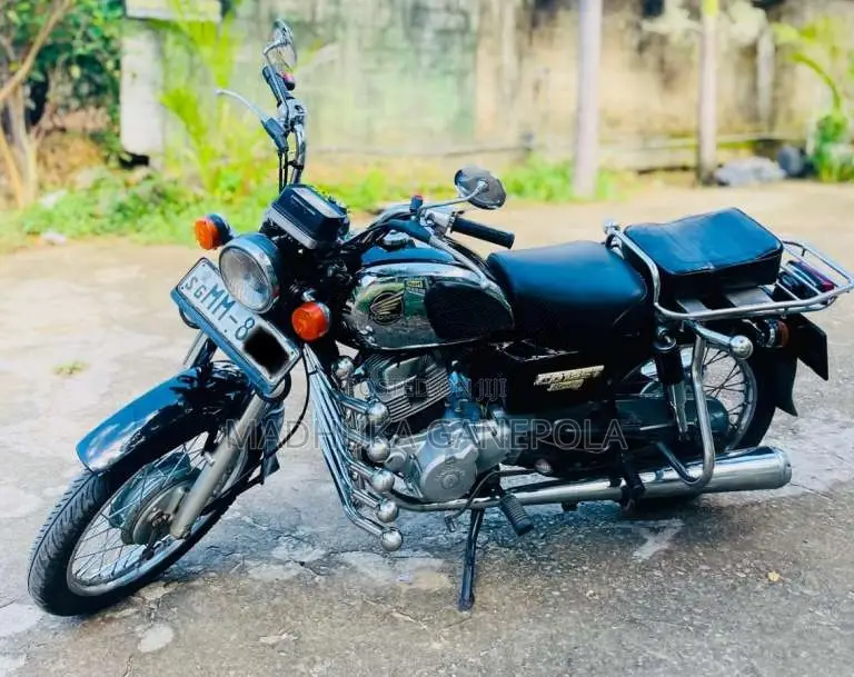 Honda CD125 2002 Motorbike (Used)