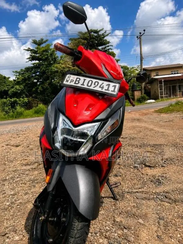 Honda Dio 2019 Motorbike (Used)