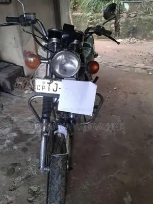 Suzuki GN125 2006 Motorbike (Used)