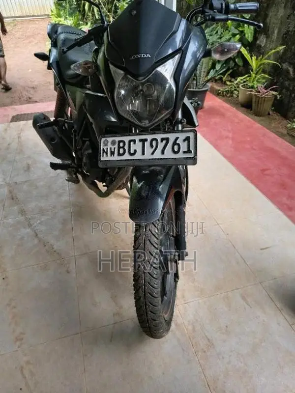 Honda CB Twister 2015 Motorbike (Used)