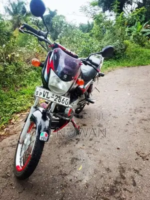 Bajaj CT-100 2011 Motorbike (Used)