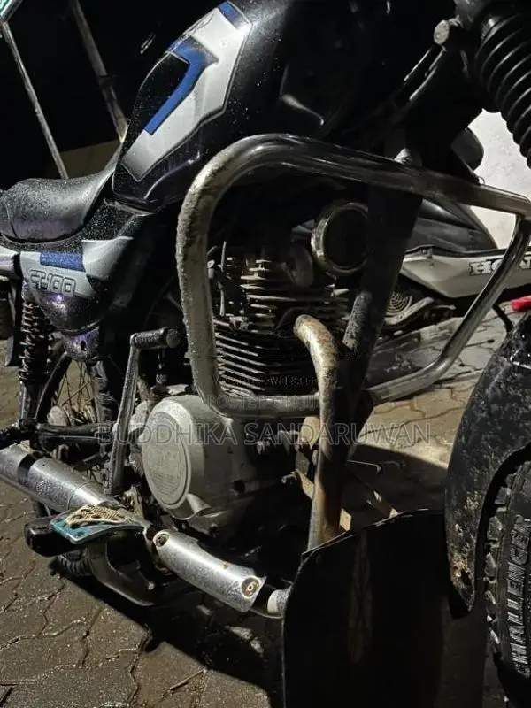 Bajaj CT-100 2006 Motorbike (Used)
