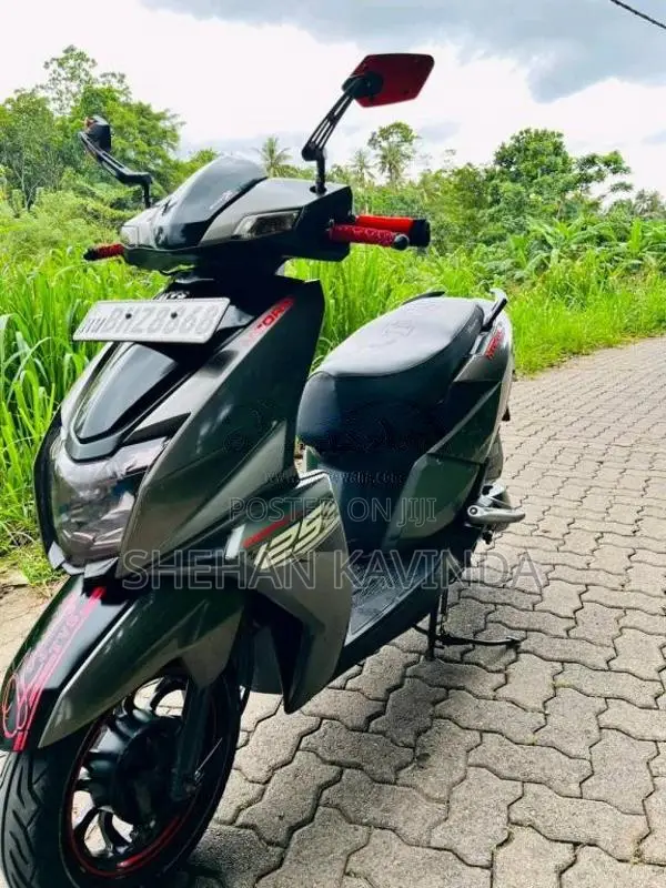 TVS Ntorq 2019 Motorbike (Used)