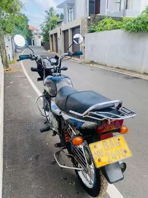 Bajaj CT-100 2013 Motorbike (Used)