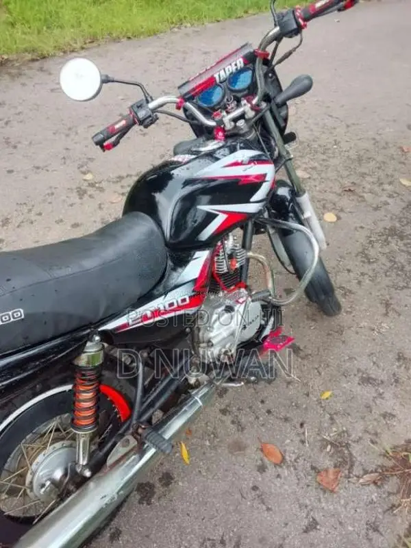 Bajaj CT-100 2011 Motorbike (Used)