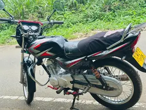 Bajaj CT-100 2011 Motorbike (Used)