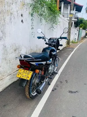 Bajaj CT-100 2013 Motorbike (Used)