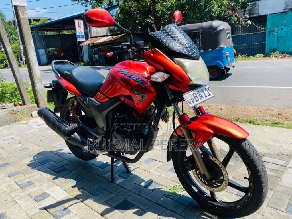 Hero Hunk 2013 Motorbike (Used)