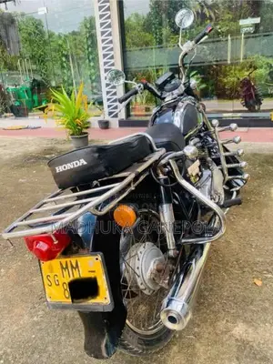 Honda CD125 2002 Motorbike (Used)