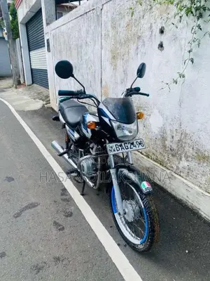 Bajaj CT-100 2013 Motorbike (Used)