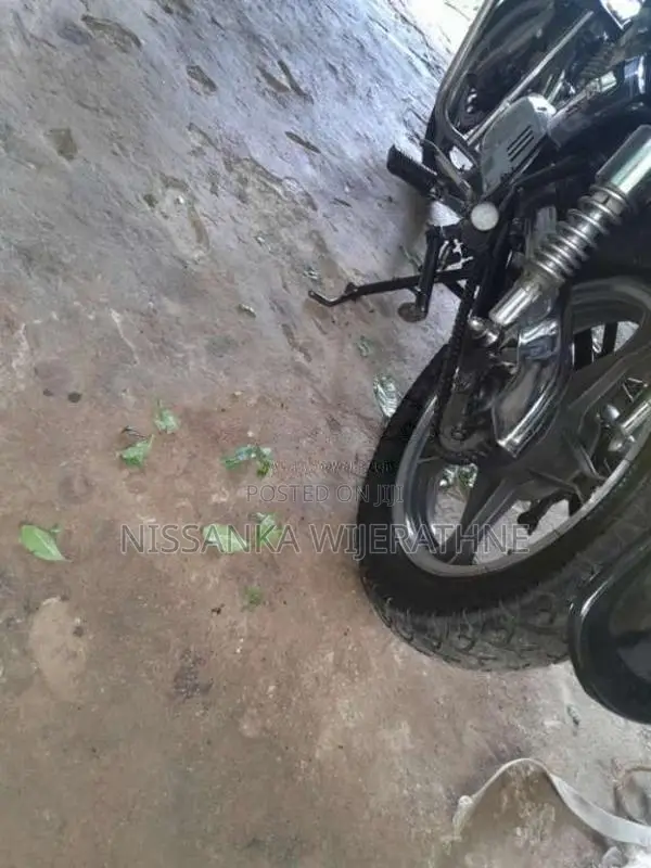 Suzuki GN125 2006 Motorbike (Used)