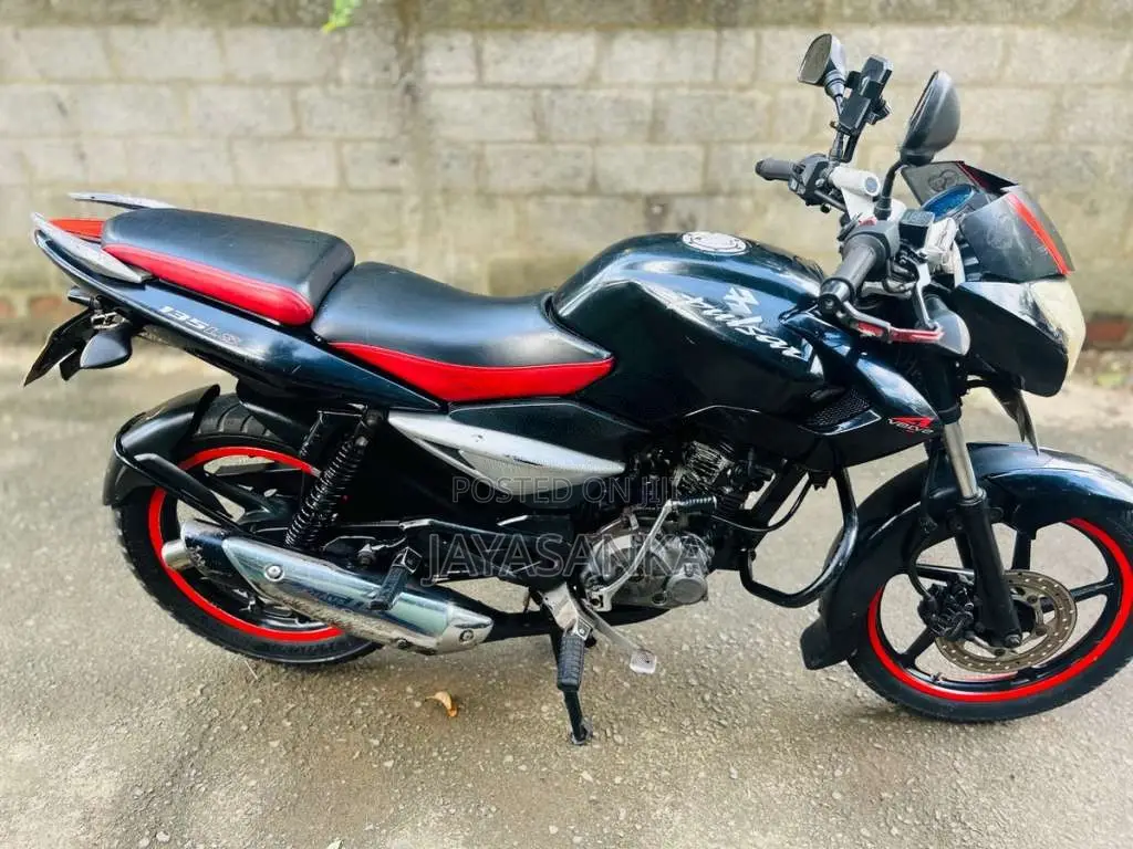 Bajaj Pulsar 135 2011 Motorbike (Used)