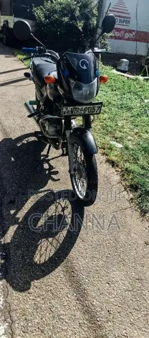 Bajaj CT-100 2010 Motorbike (Used)