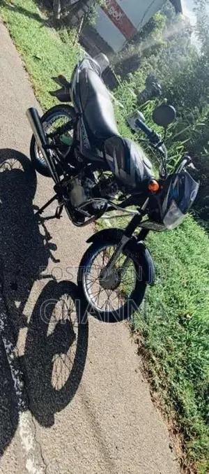 Bajaj CT-100 2010 Motorbike (Used)