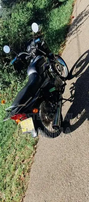 Bajaj CT-100 2010 Motorbike (Used)