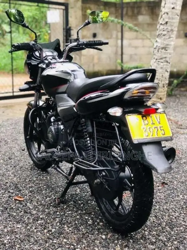 Bajaj Discover 125 2020 Motorbike (Used)