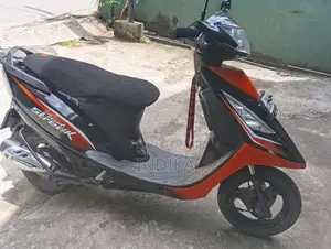 TVS Scooty Streak 2013 Motorbike (Used)