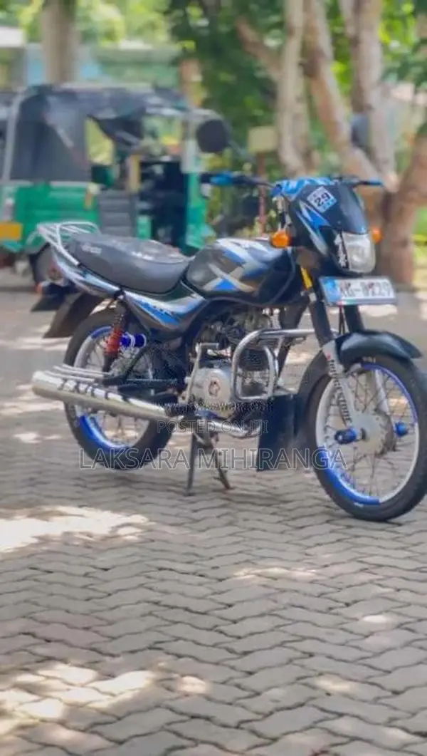 Bajaj CT-100 2013 Motorbike (Used)