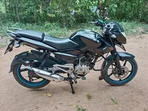 Bajaj Pulsar 2014 Motorbike (Used)