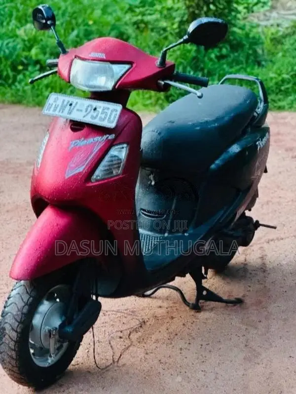 Hero Pleasure 2012 Motorbike (Used)