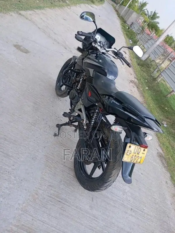Bajaj Pulsar 200 2009 Motorbike (Used)