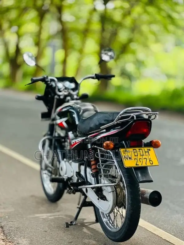 Bajaj CT-100 2016 Motorbike (Used)