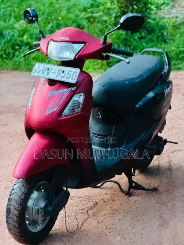 Hero Pleasure 2012 Motorbike (Used)
